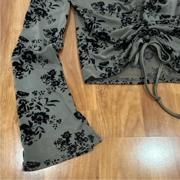 Ruched Floral Burnout Long Sleeve Top - Olive Green - Picture 4 of 6